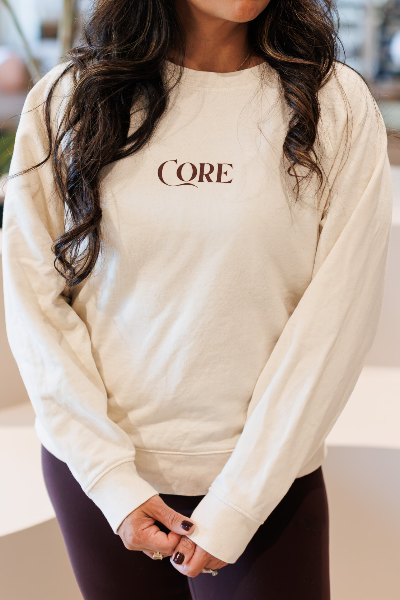 Core Sweatshirt i krämljus med CORE på bröstet